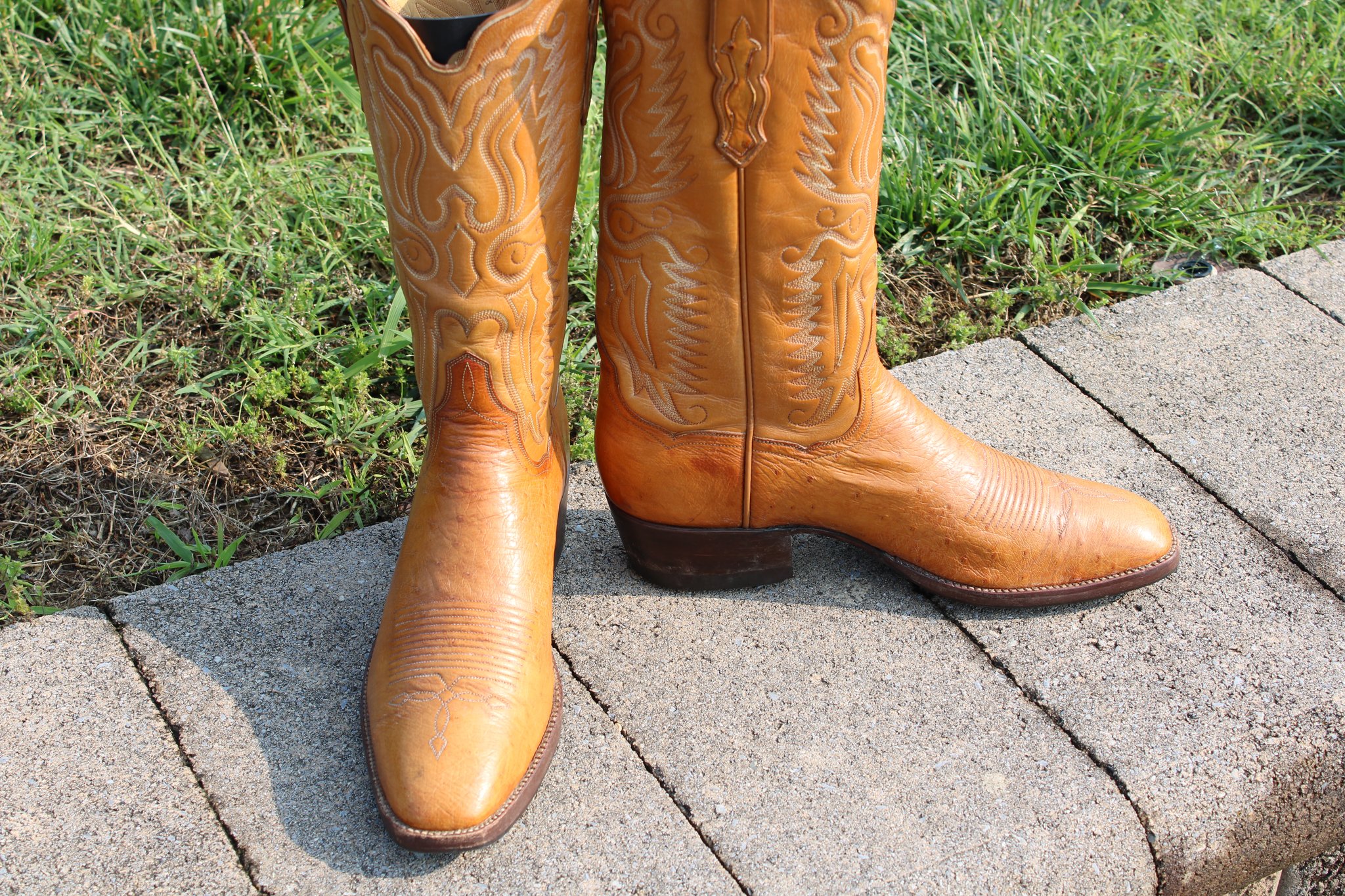 Ammons Tan Smooth Quill 11 B