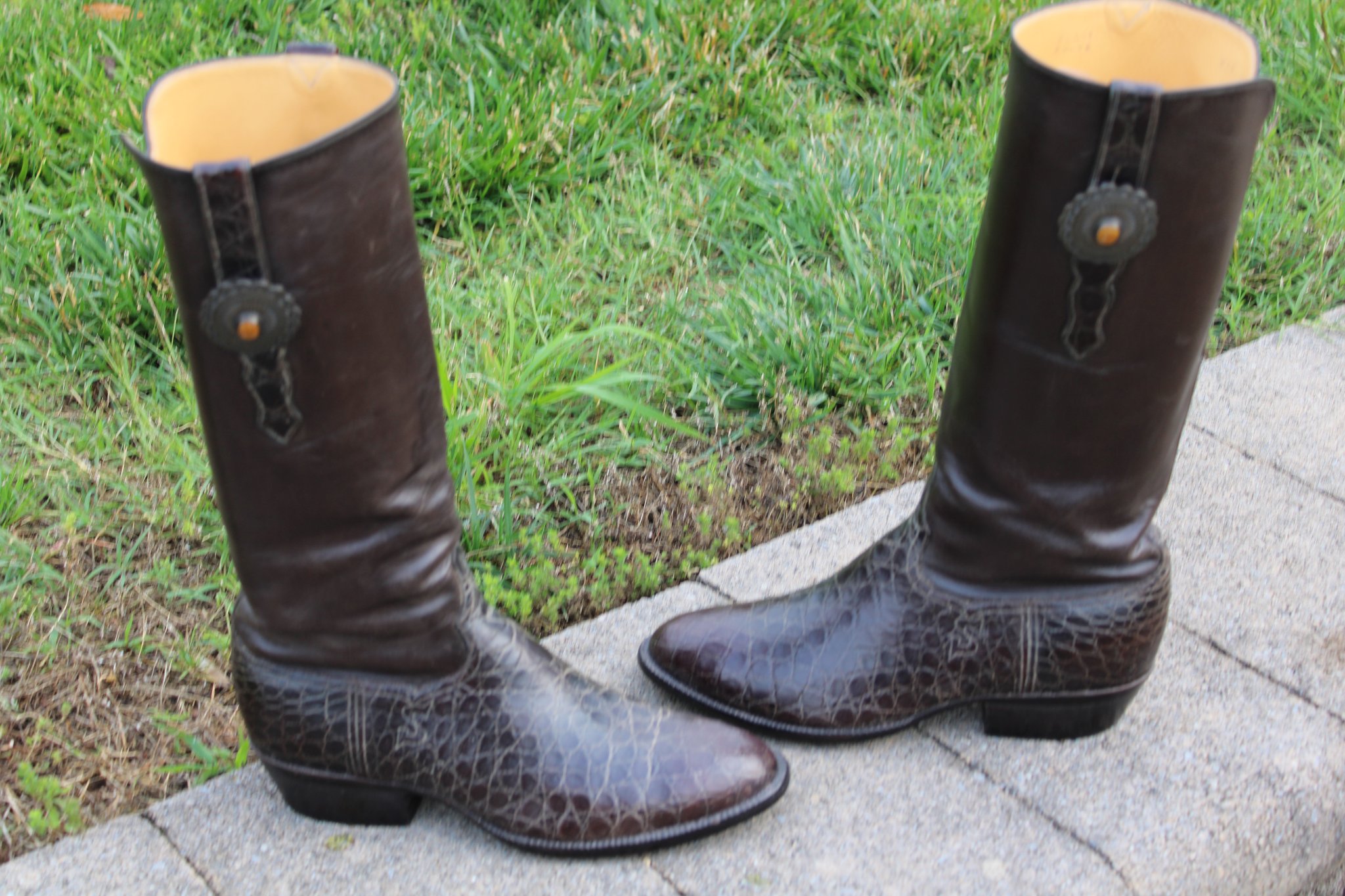 T.O. Stanley T.O. Stanley Chocolate Alligator Belly with Buffalo Calfskin shafts and conchos