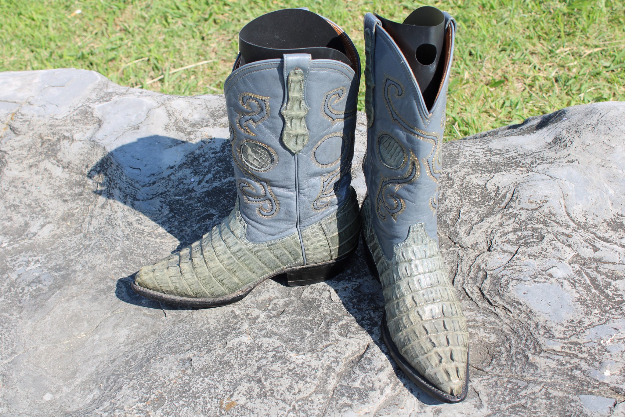 Unknown Unknown Caiman Snip Size 4